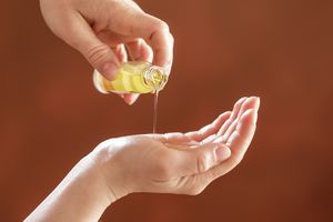 naturreines ätherisches Körperöl naturreines ätherisches Körperöl